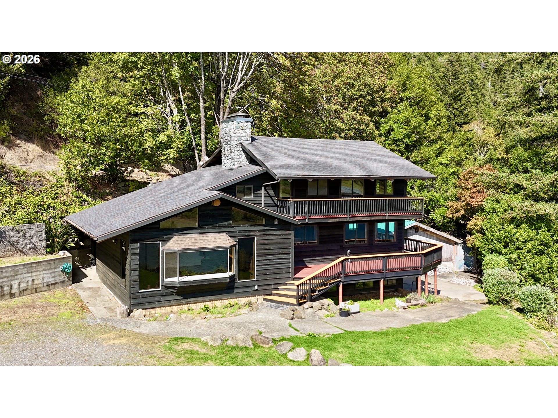 96476 N Bank Rogue River Rd Property Photo 1