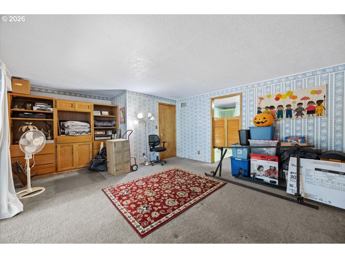 715 Jodee St Property Photo 12
