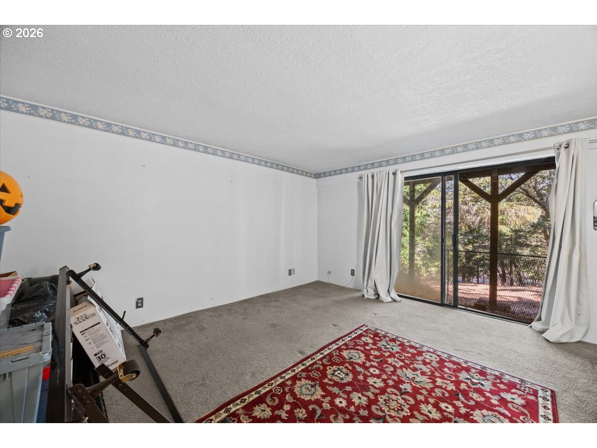 715 Jodee St Property Photo 13