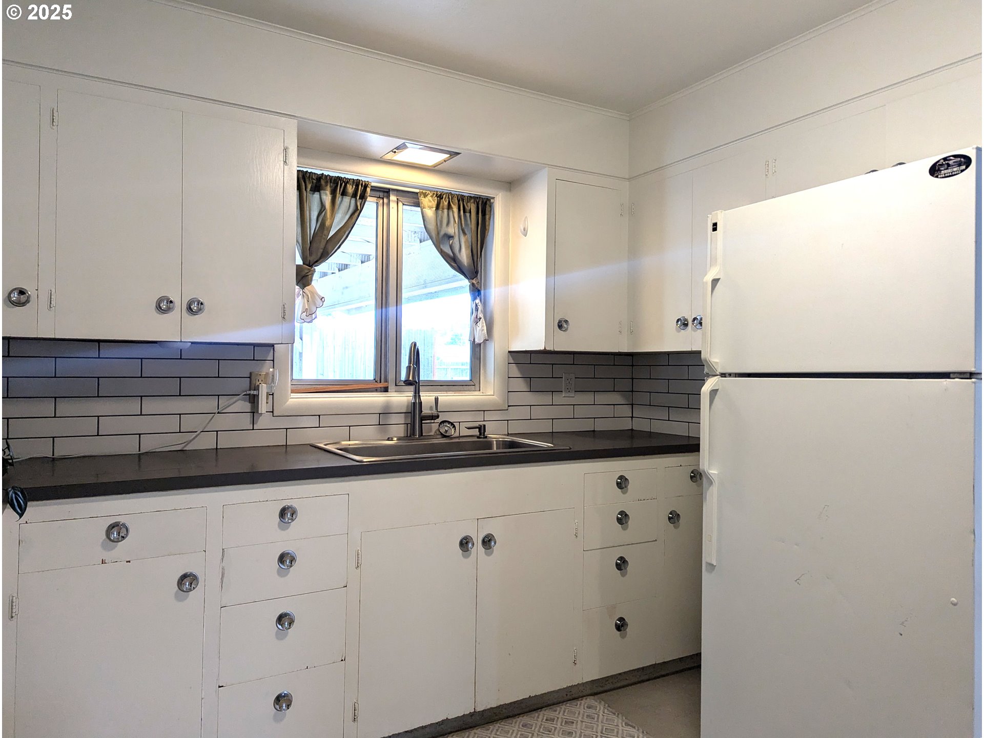 47564 School St Property Photo 12