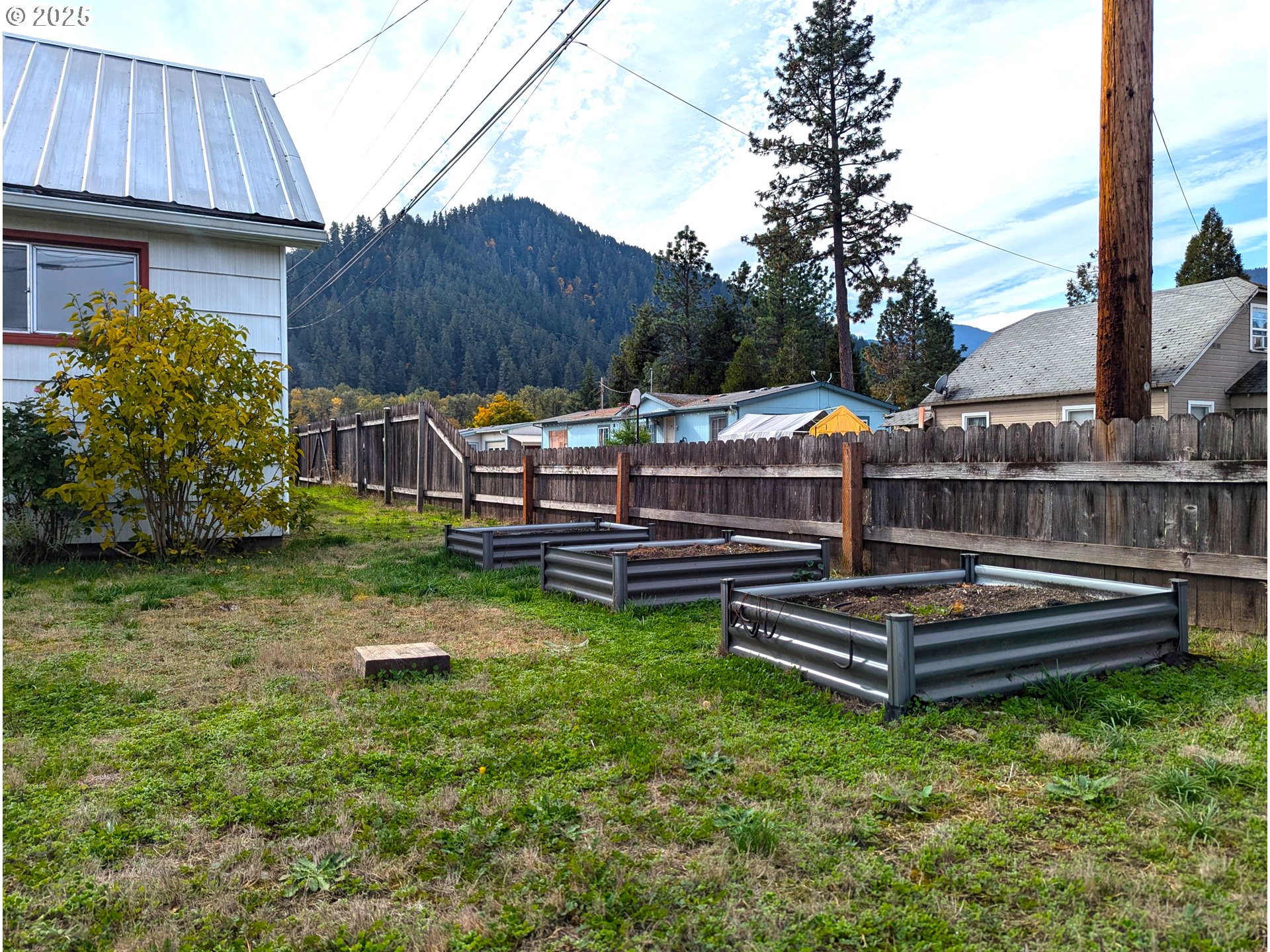 47564 School St Property Photo 38