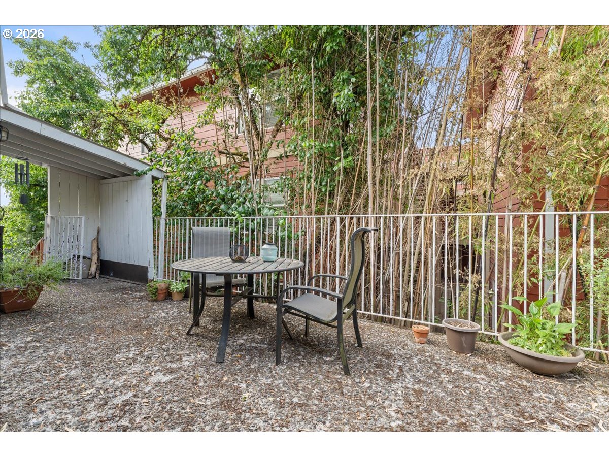3216 Sw 11th Ave Property Photo 5