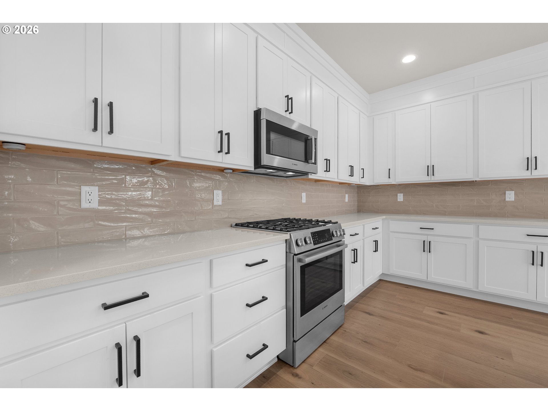 1190 Se Bugle Ave Property Photo 15