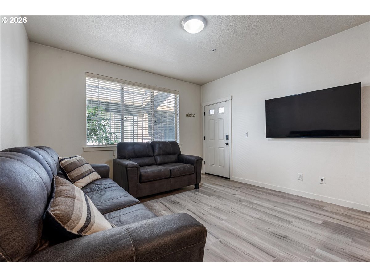7902 Ne Miriam Way Property Photo 10
