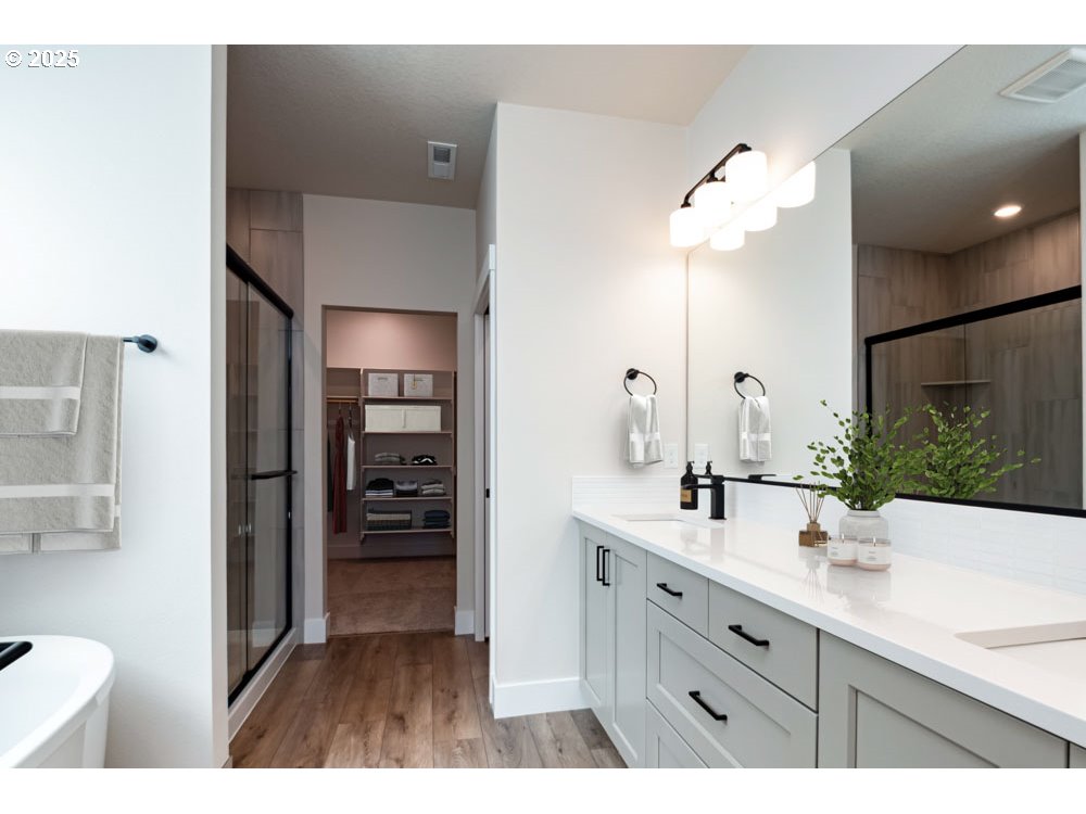 1307 E Canto St Property Photo 10