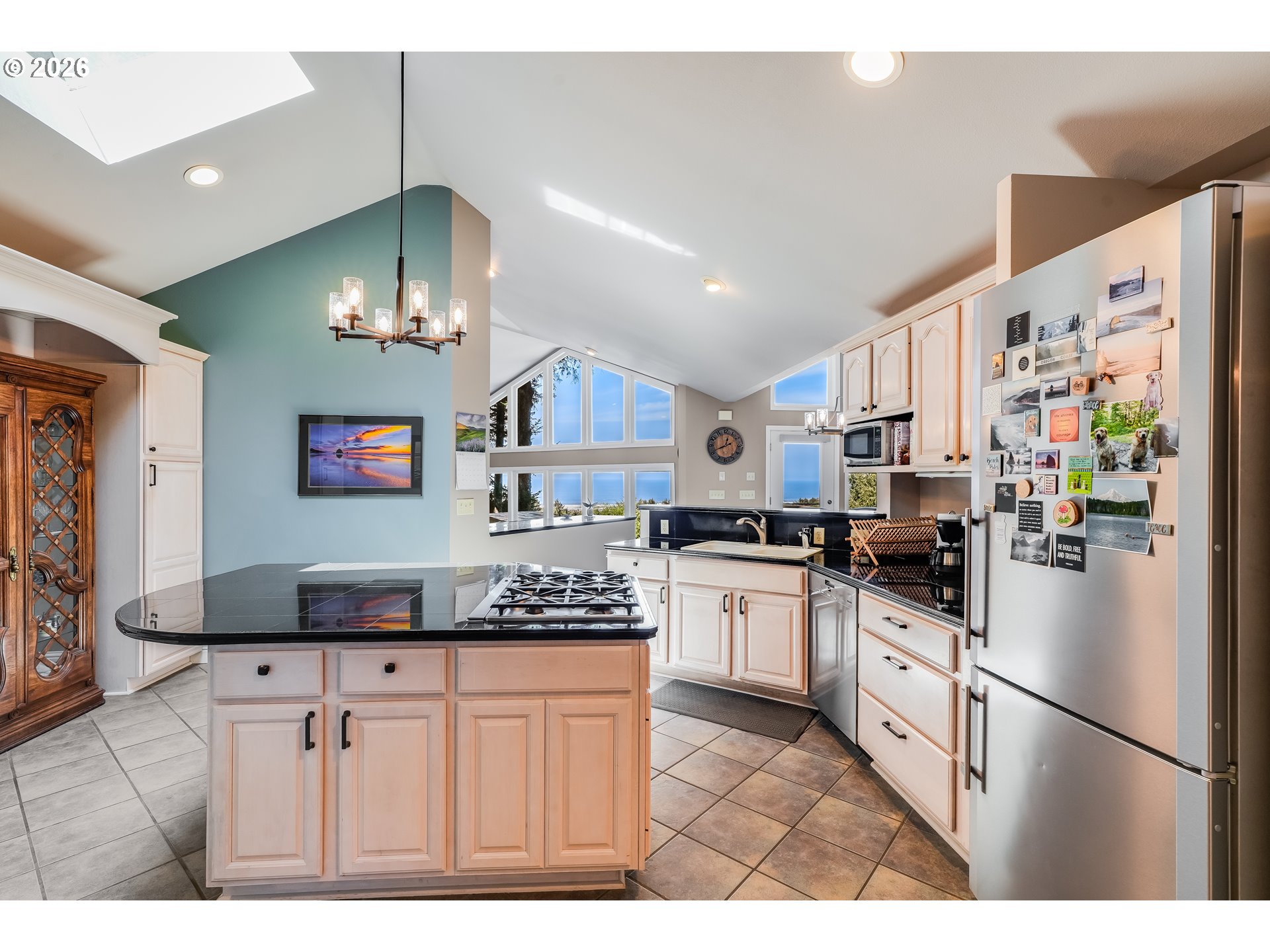 384 Sunset Blvd Property Photo 21