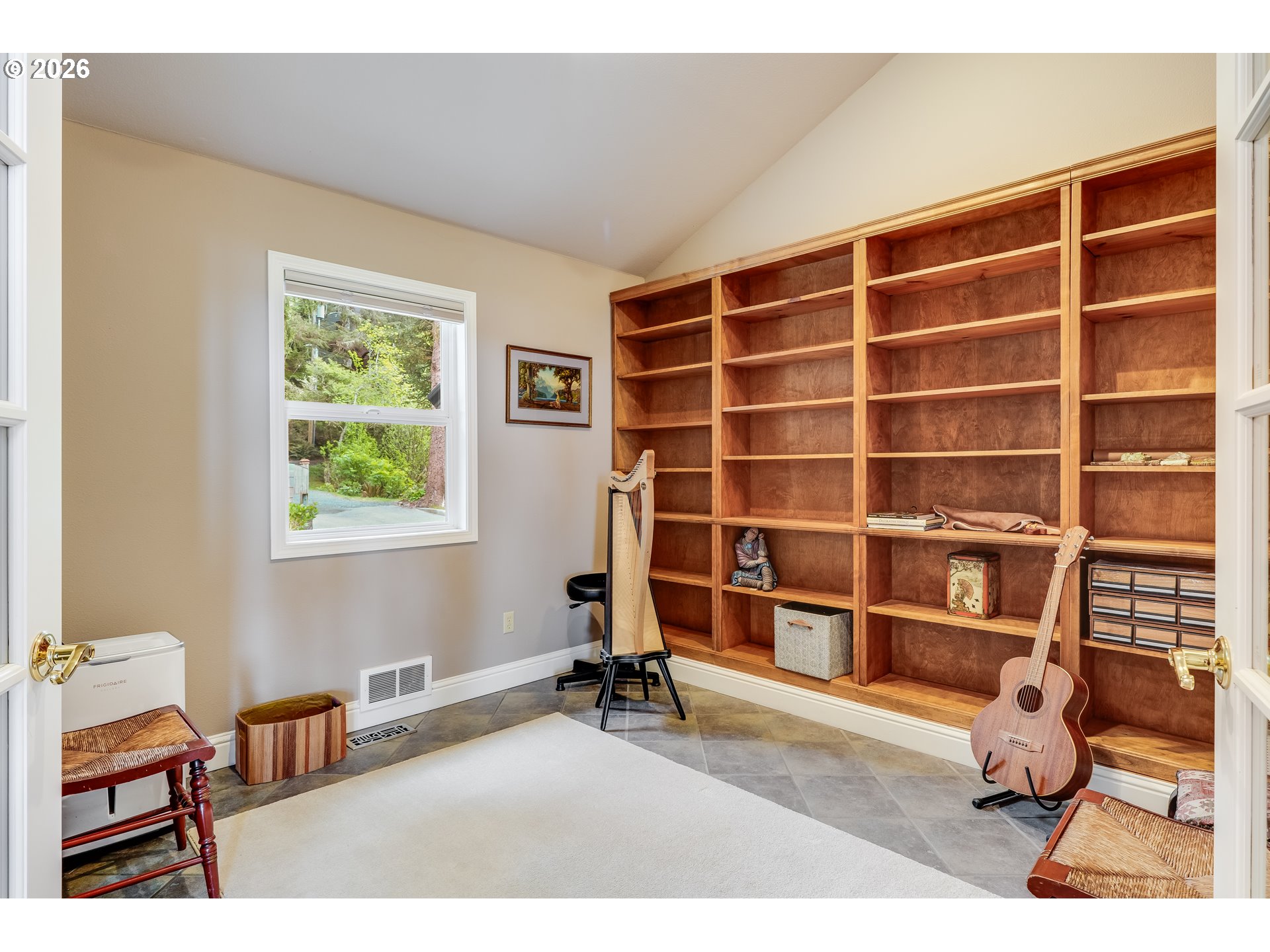 384 Sunset Blvd Property Photo 25