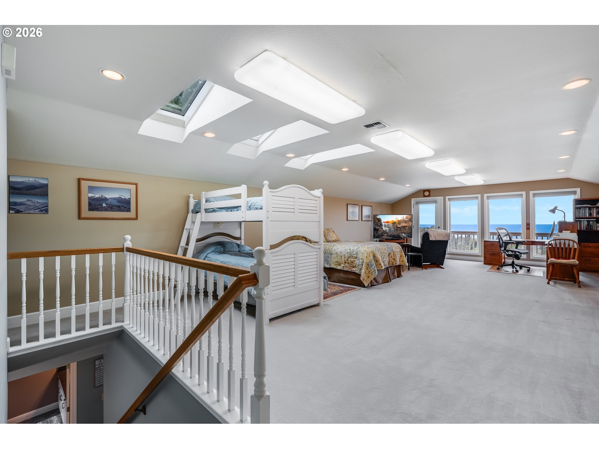 384 Sunset Blvd Property Photo 35
