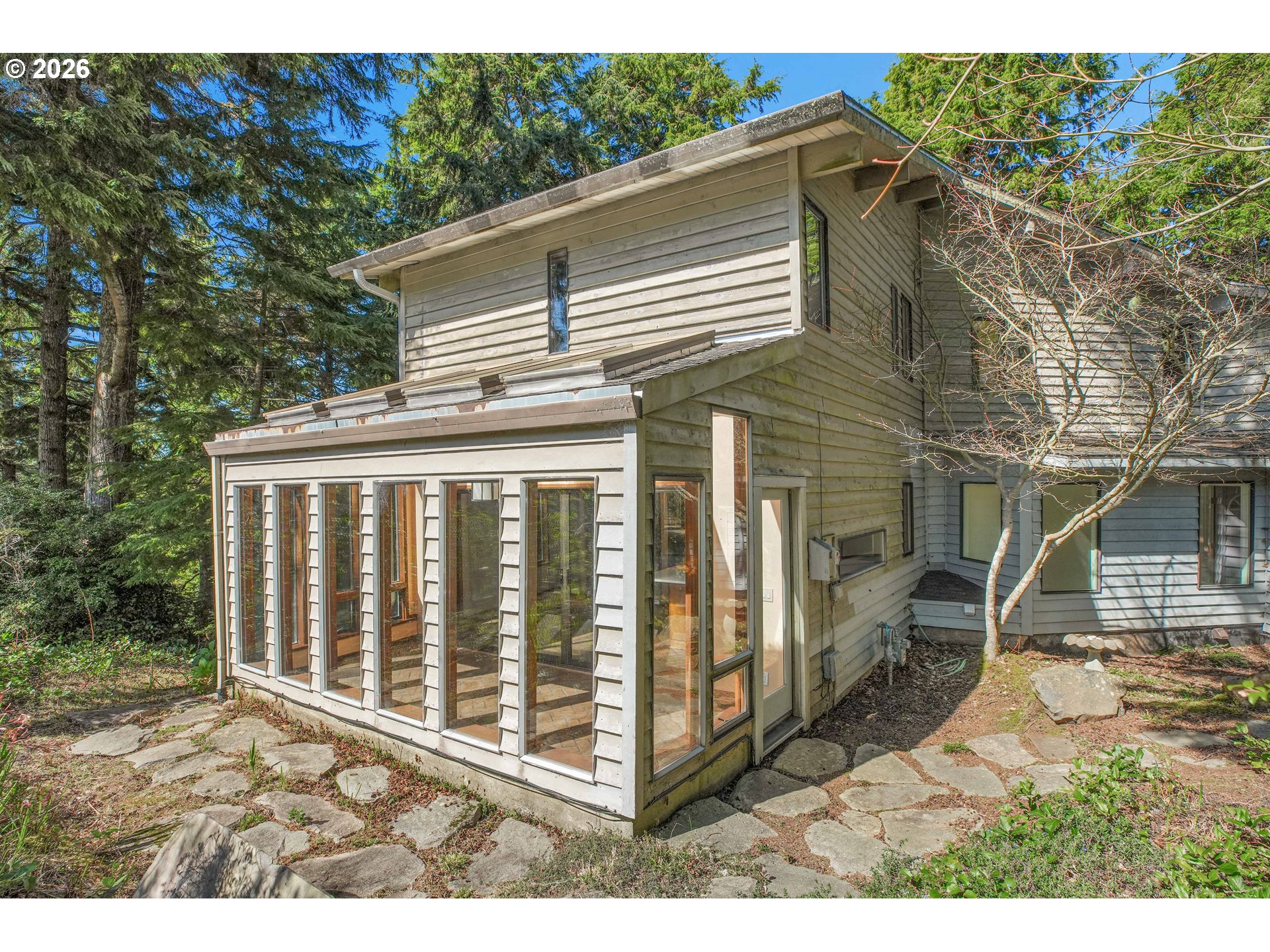 527 Eagles Nest Ln Property Photo 3