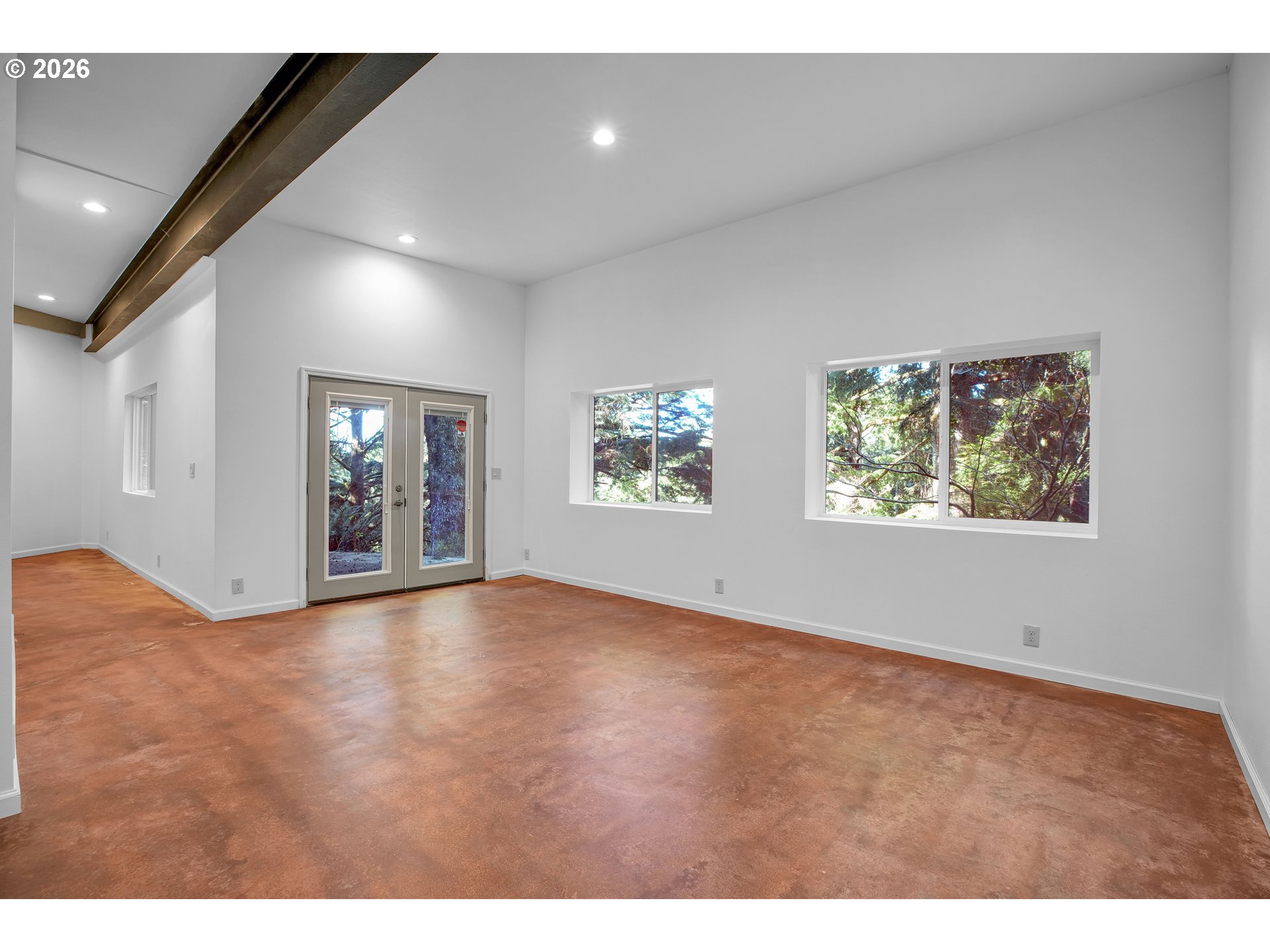 527 Eagles Nest Ln Property Photo 32