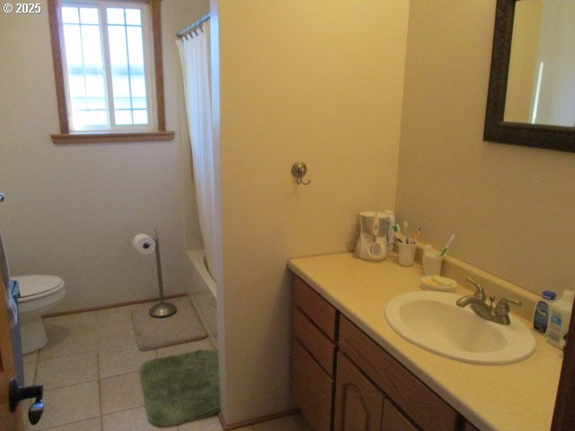 558 E Fulton St Property Photo 9
