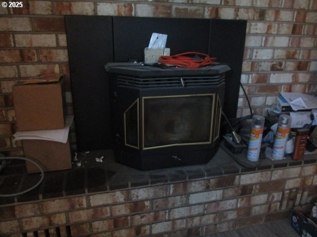 558 E Fulton St Property Photo 13