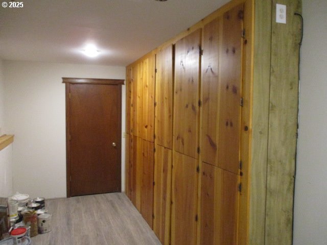 558 E Fulton St Property Photo 16