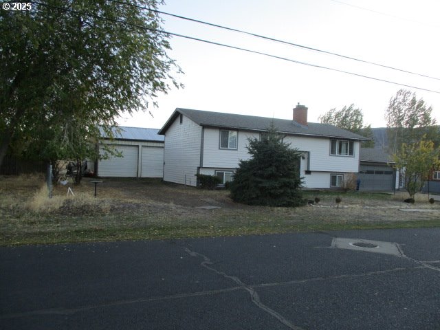 558 E Fulton St Property Photo 20