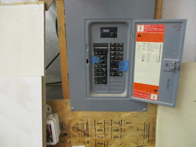 558 E Fulton St Property Photo 34