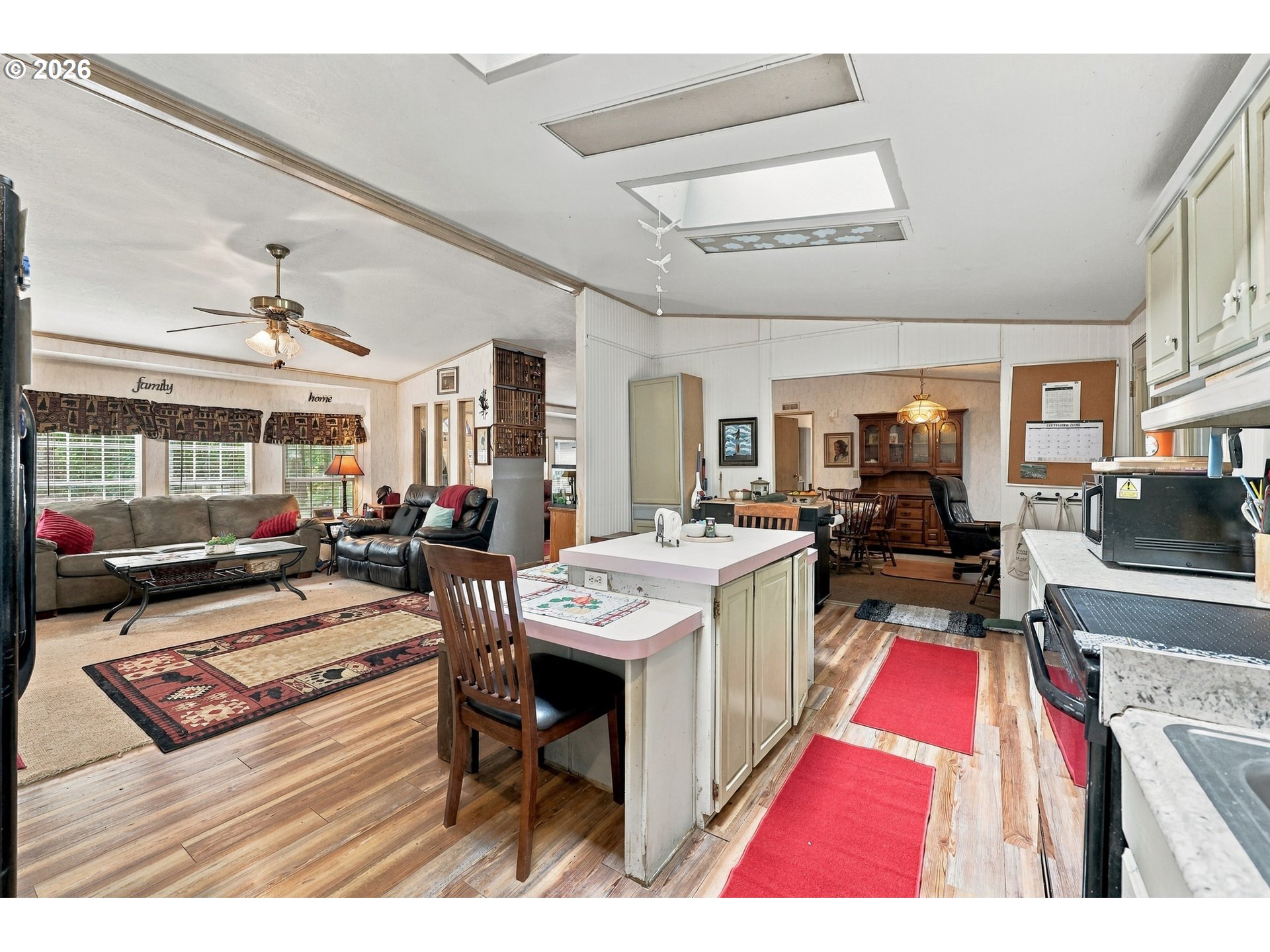 65353 E Barlow Trail Rd Property Photo 10