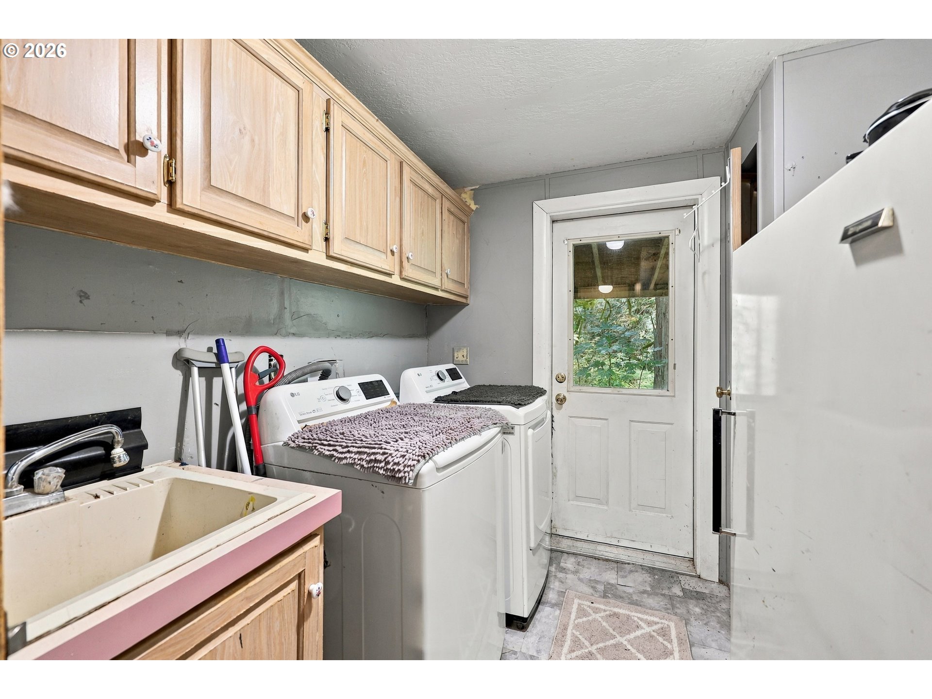 65353 E Barlow Trail Rd Property Photo 18