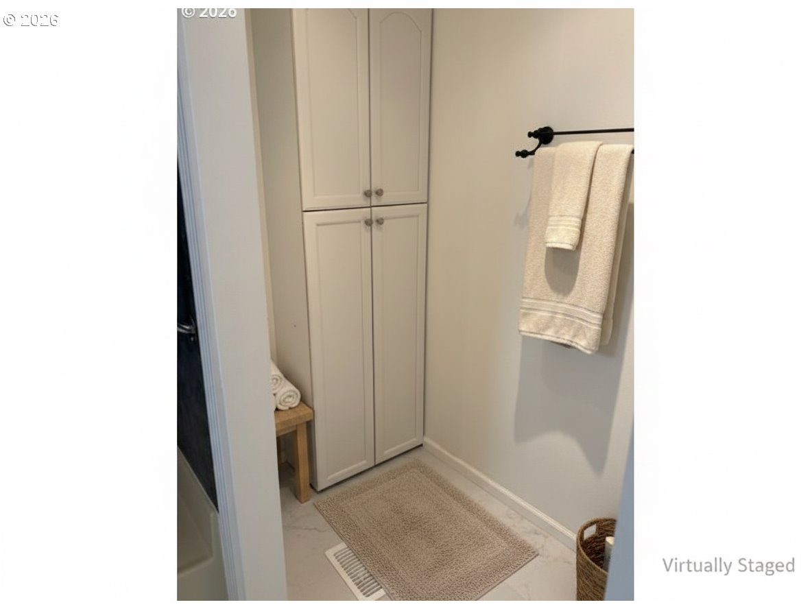 1400 Candlelight Dr 174 Property Photo 11