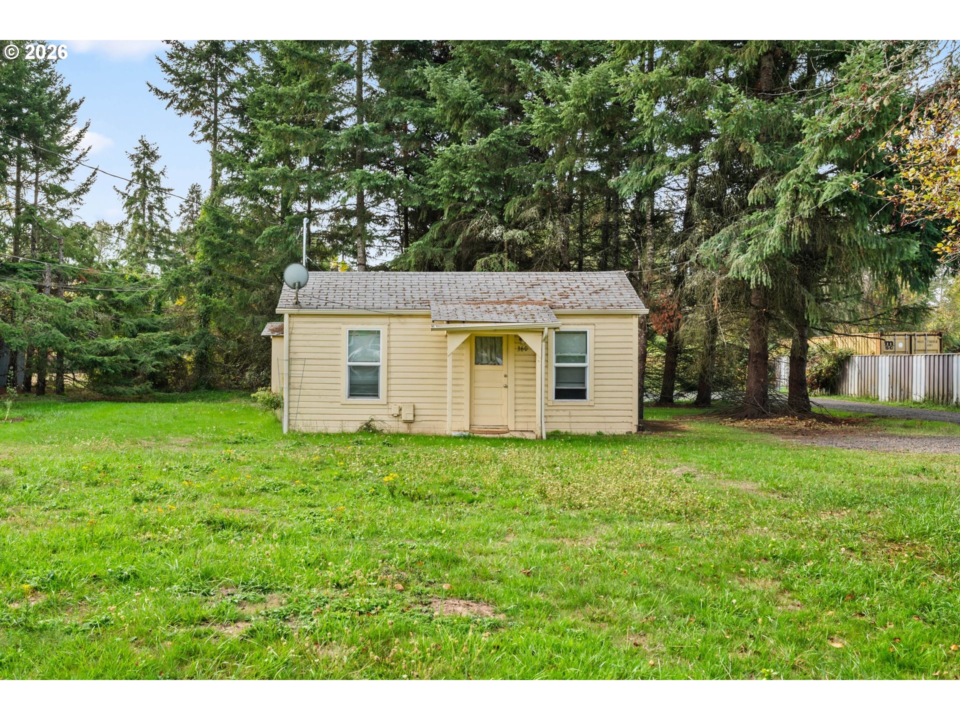 360 Sw Cummings Ave Property Photo 1