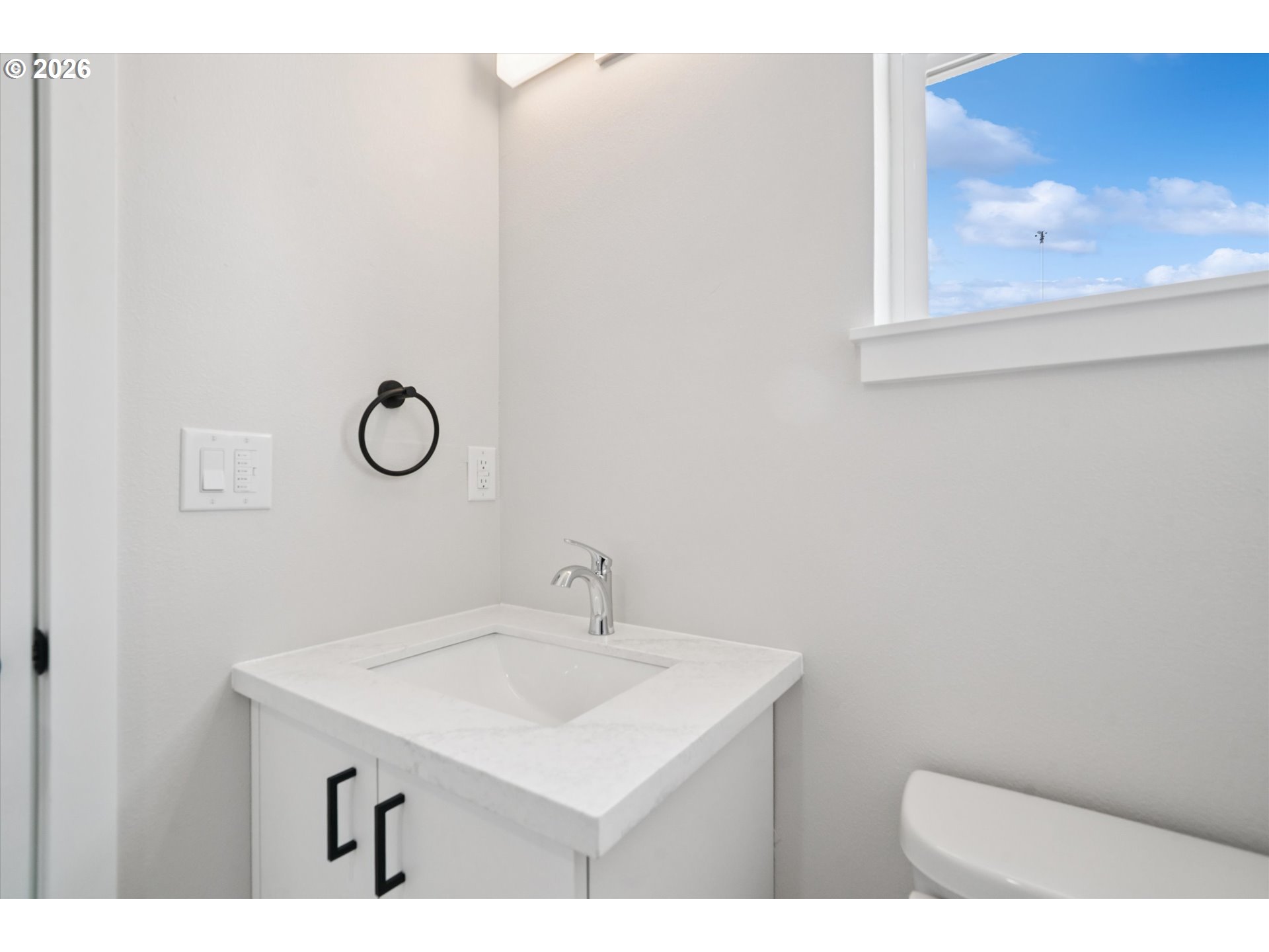 5941 Se Reedway St Property Photo 9