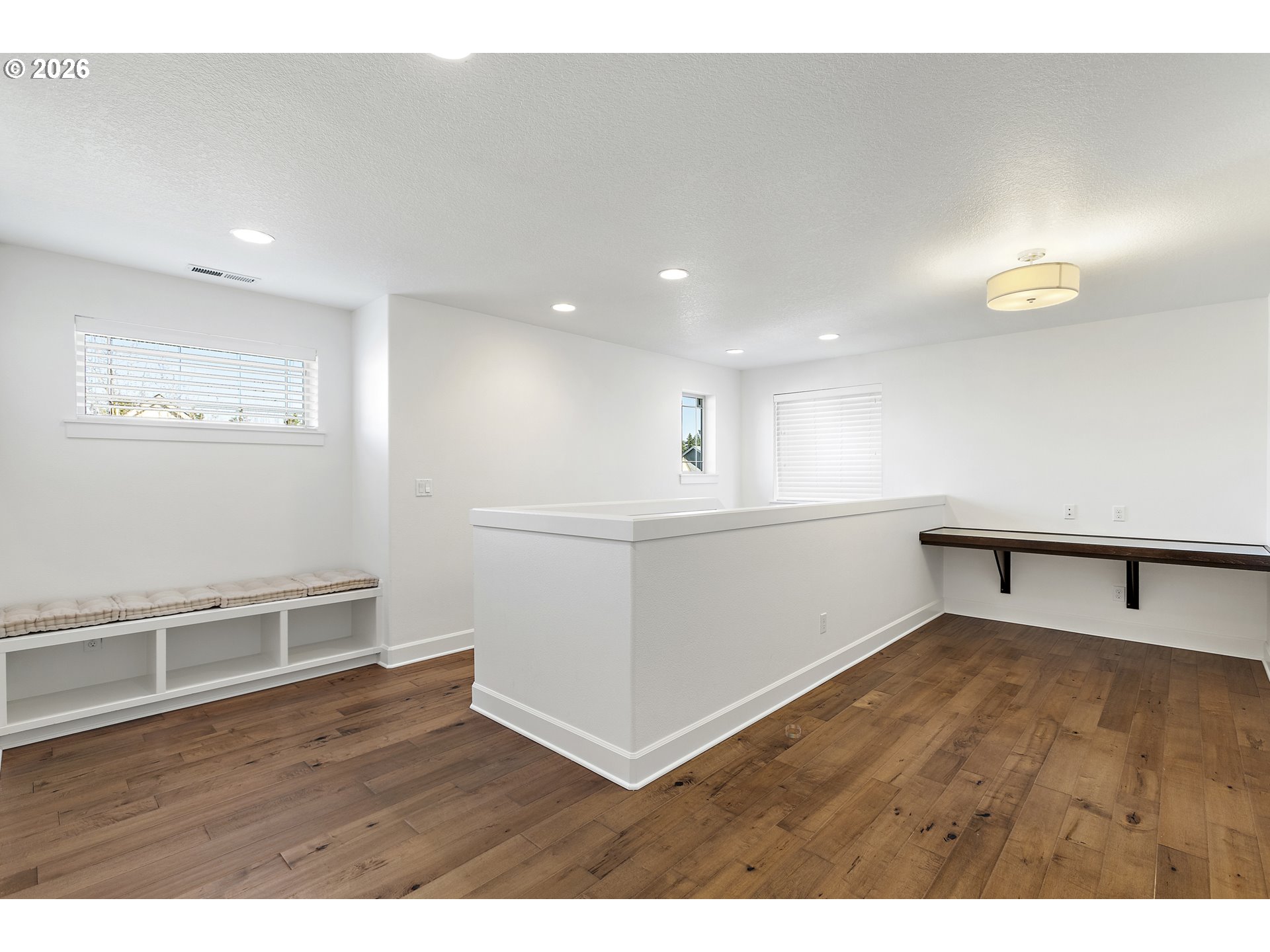 462 Turnberry Ave Property Photo 28