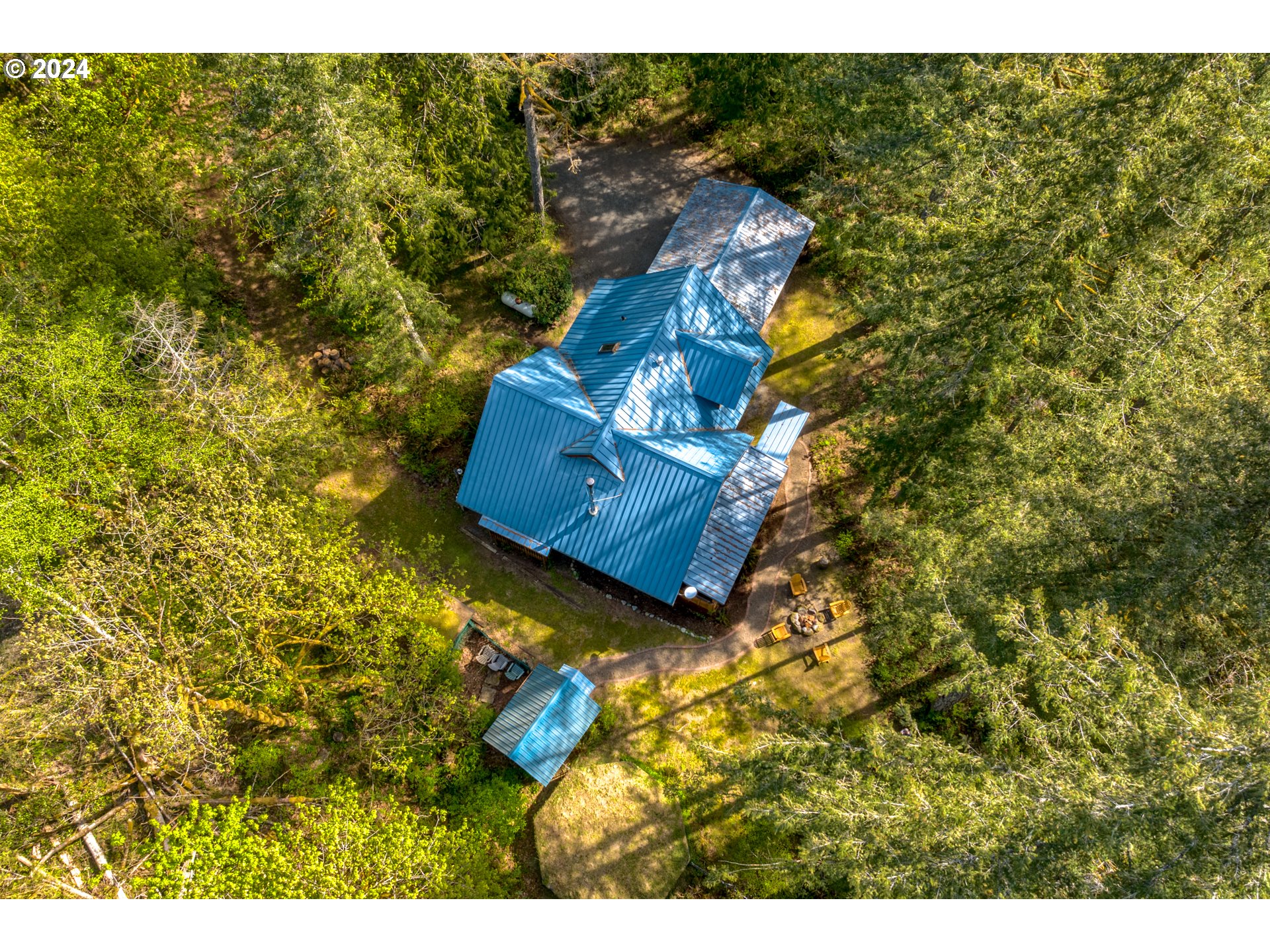 58200 E Marmot Rd Property Photo 6