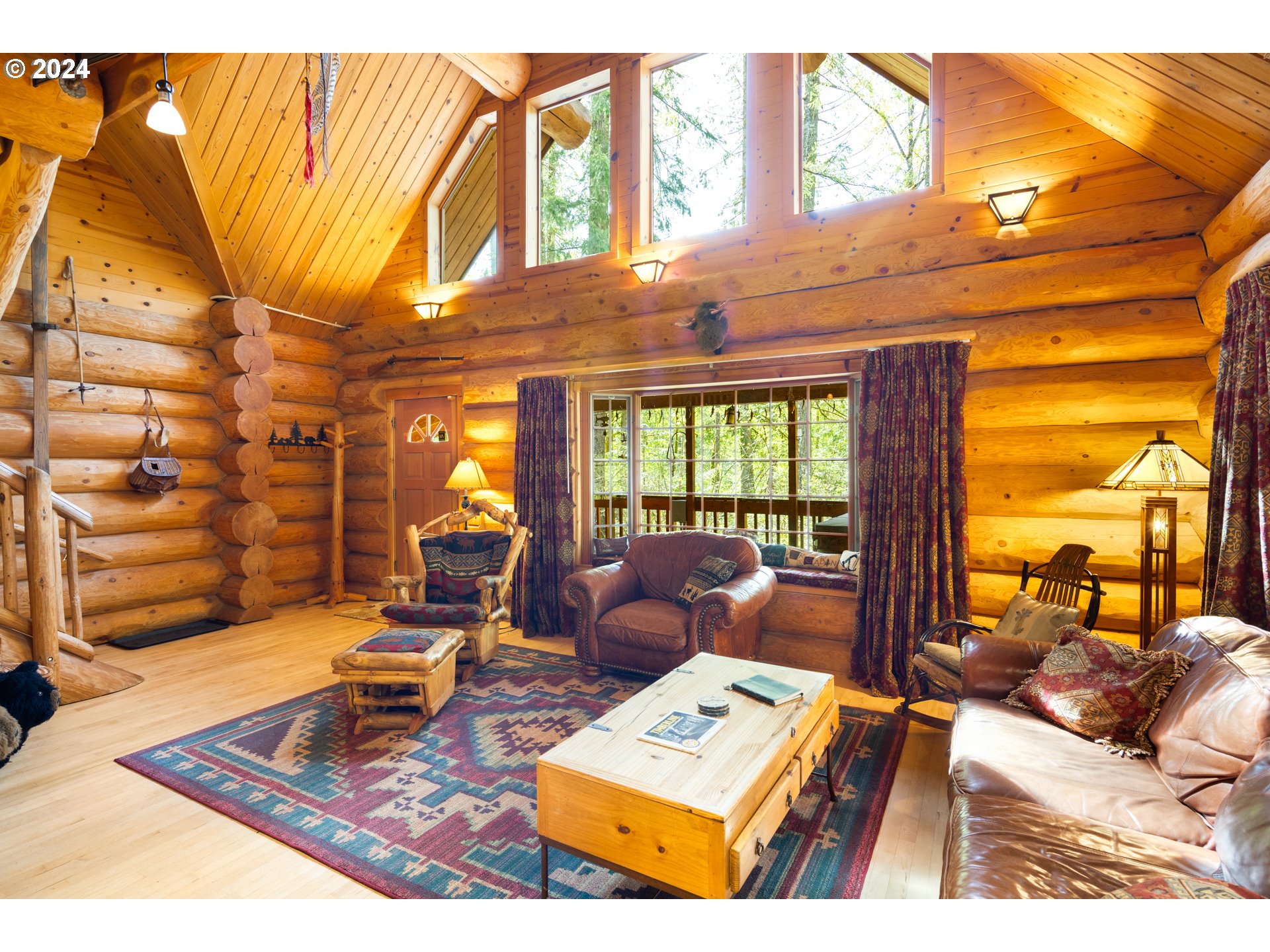 58200 E Marmot Rd Property Photo 12