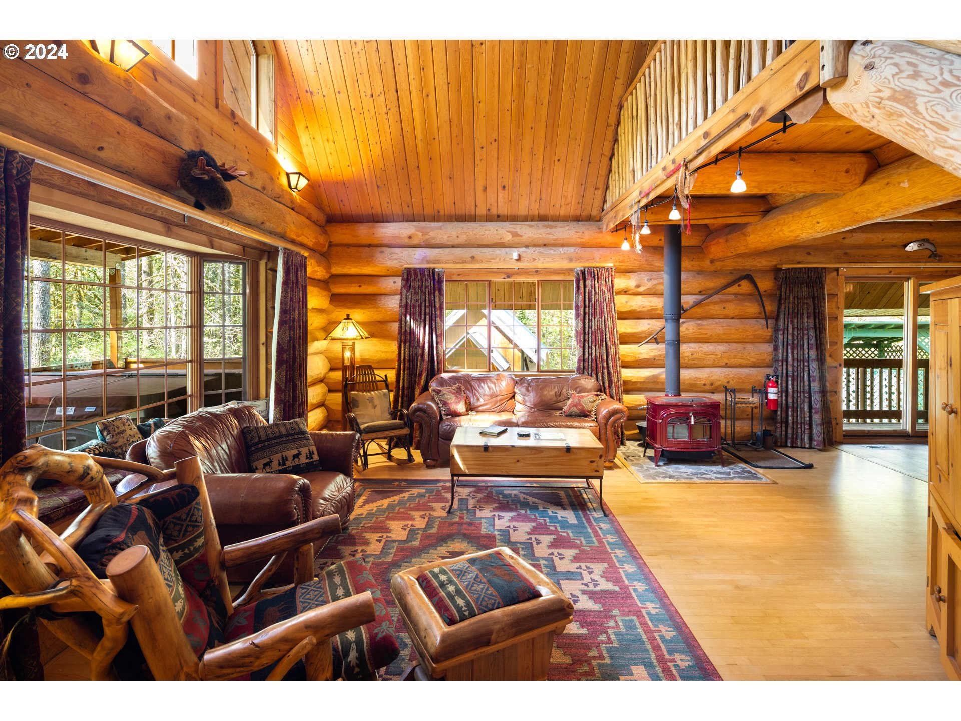 58200 E Marmot Rd Property Photo 15