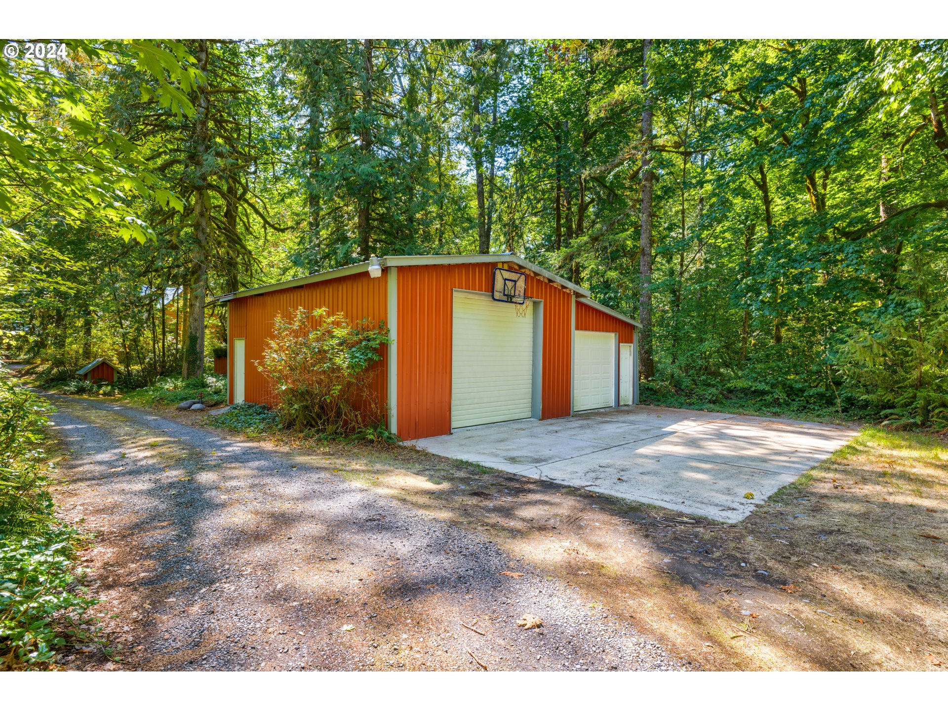 58200 E Marmot Rd Property Photo 42