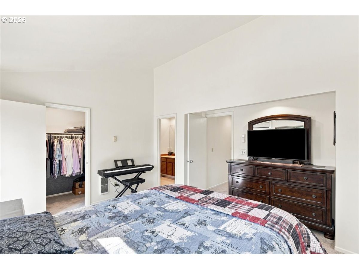 7819 Ne Loowit Loop 83 Property Photo 14
