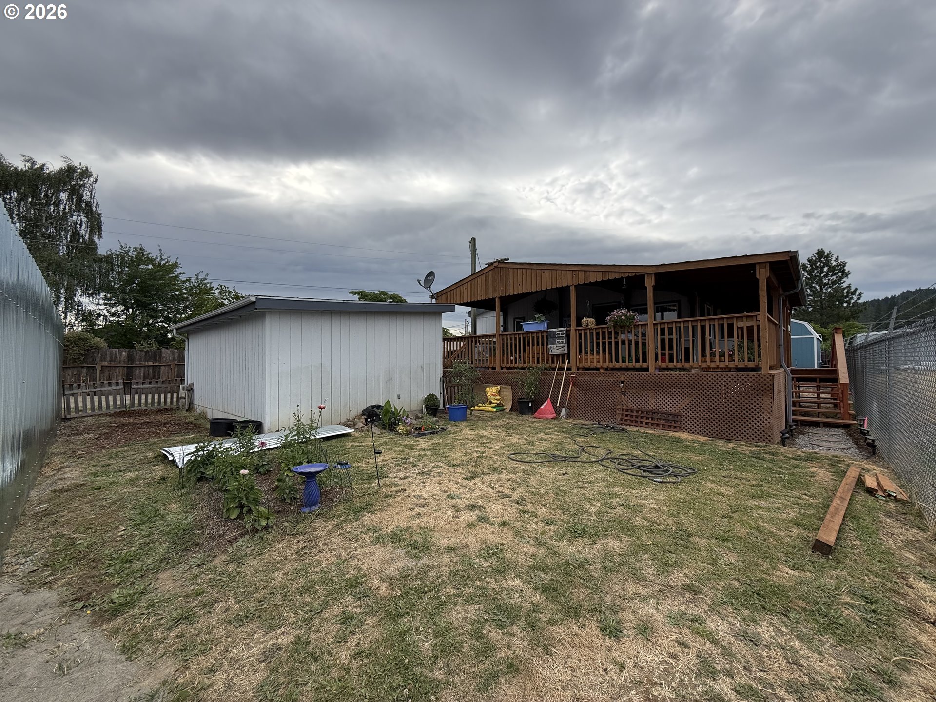 826 W Dean Ave Property Photo 39