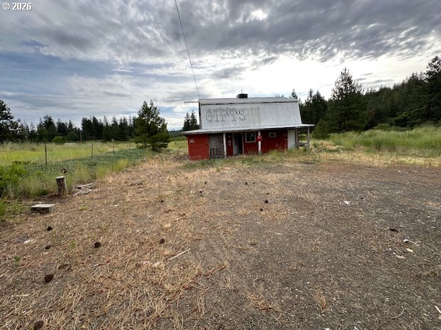 1704 Highway 97 Property Photo 1