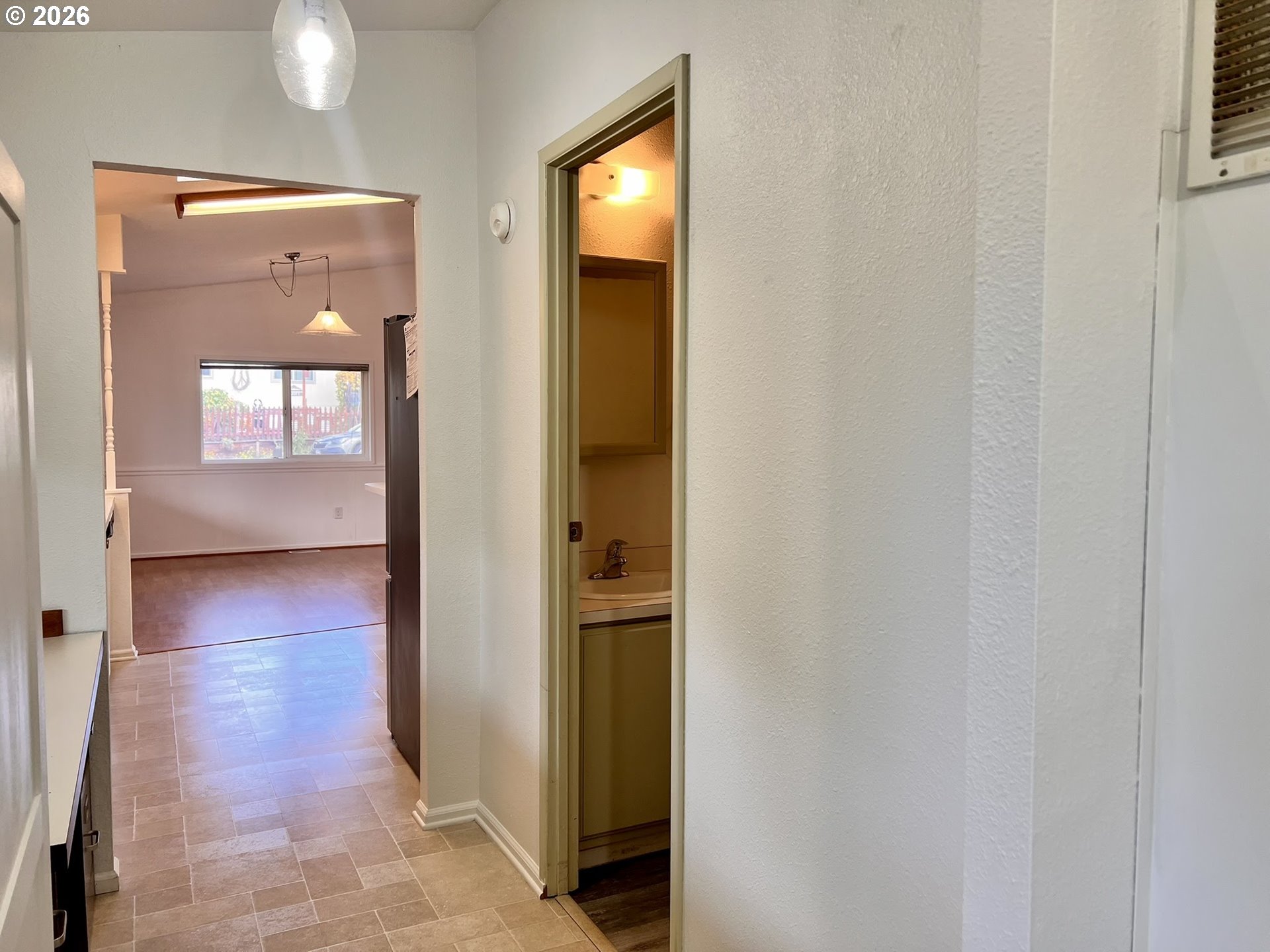 1286 S 59th St Property Photo 9