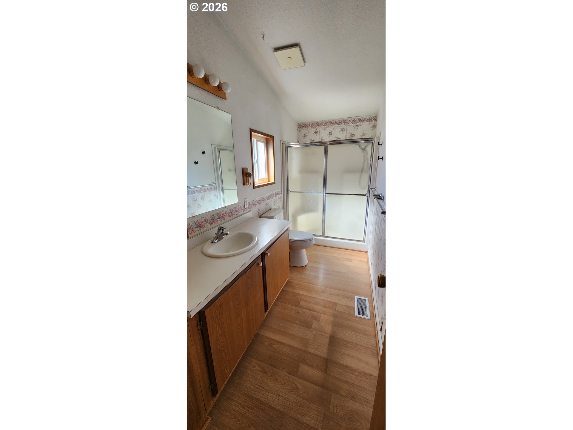1286 S 59th St Property Photo 13