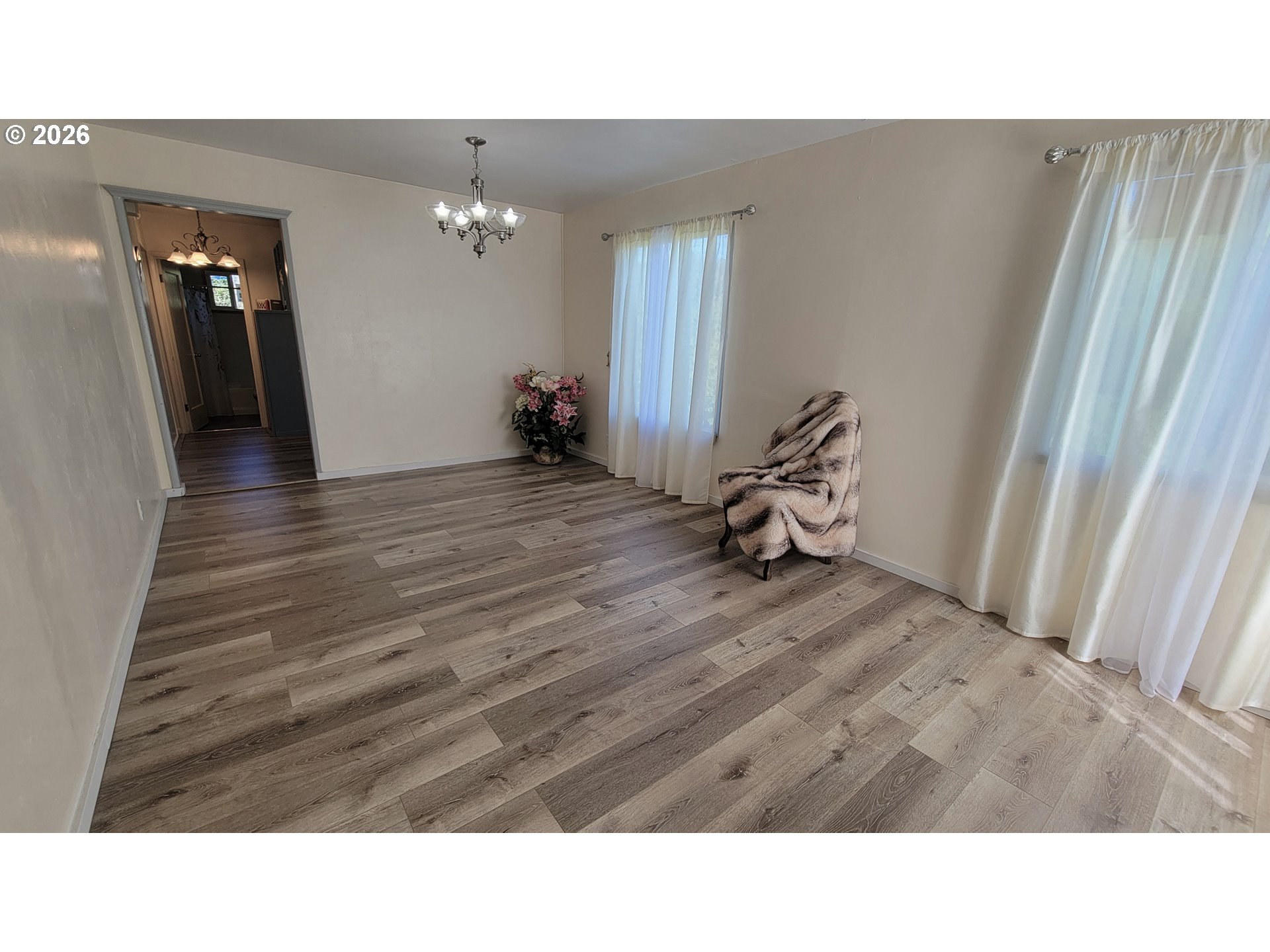 400 State St Property Photo 2