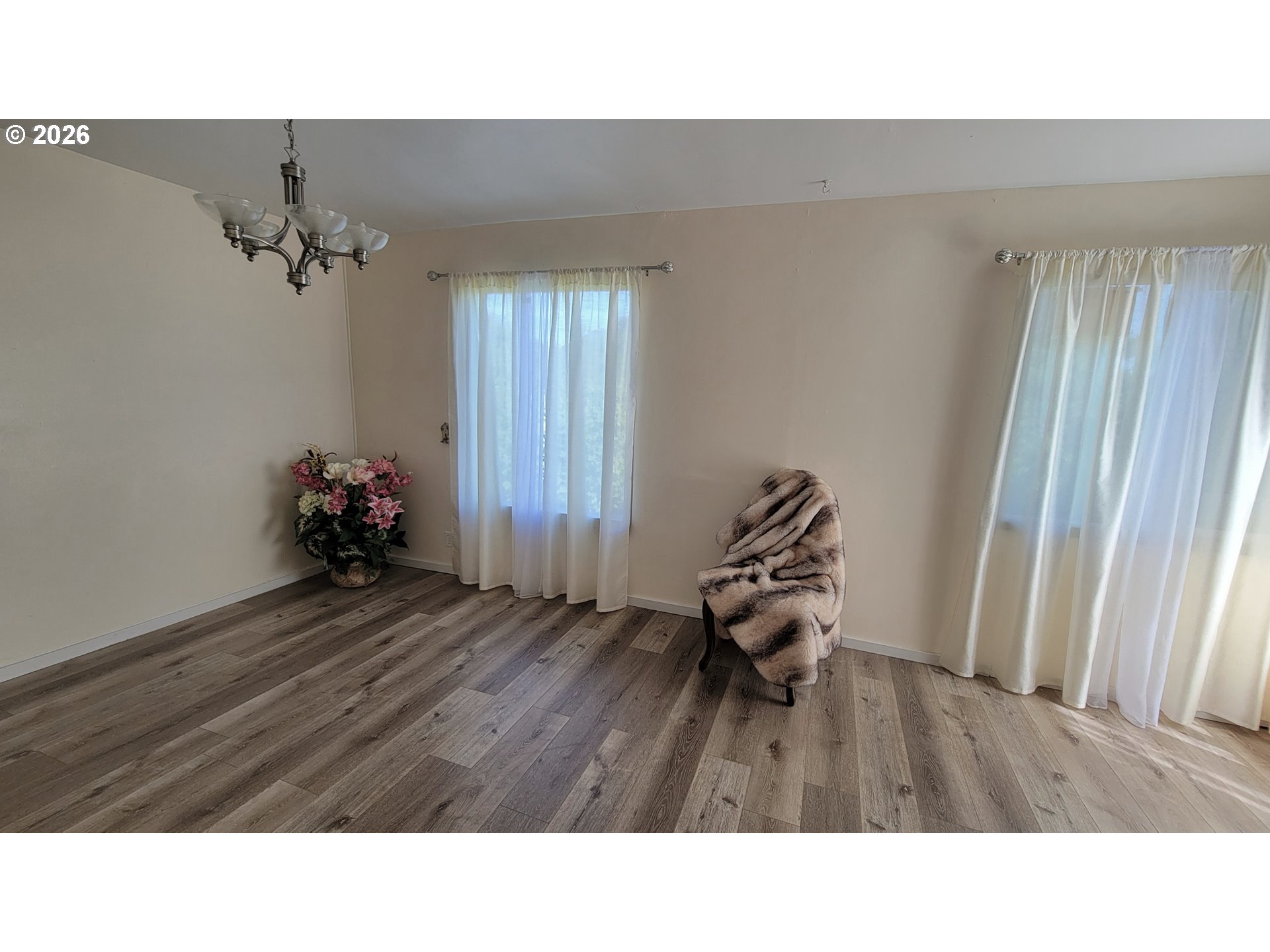400 State St Property Photo 3