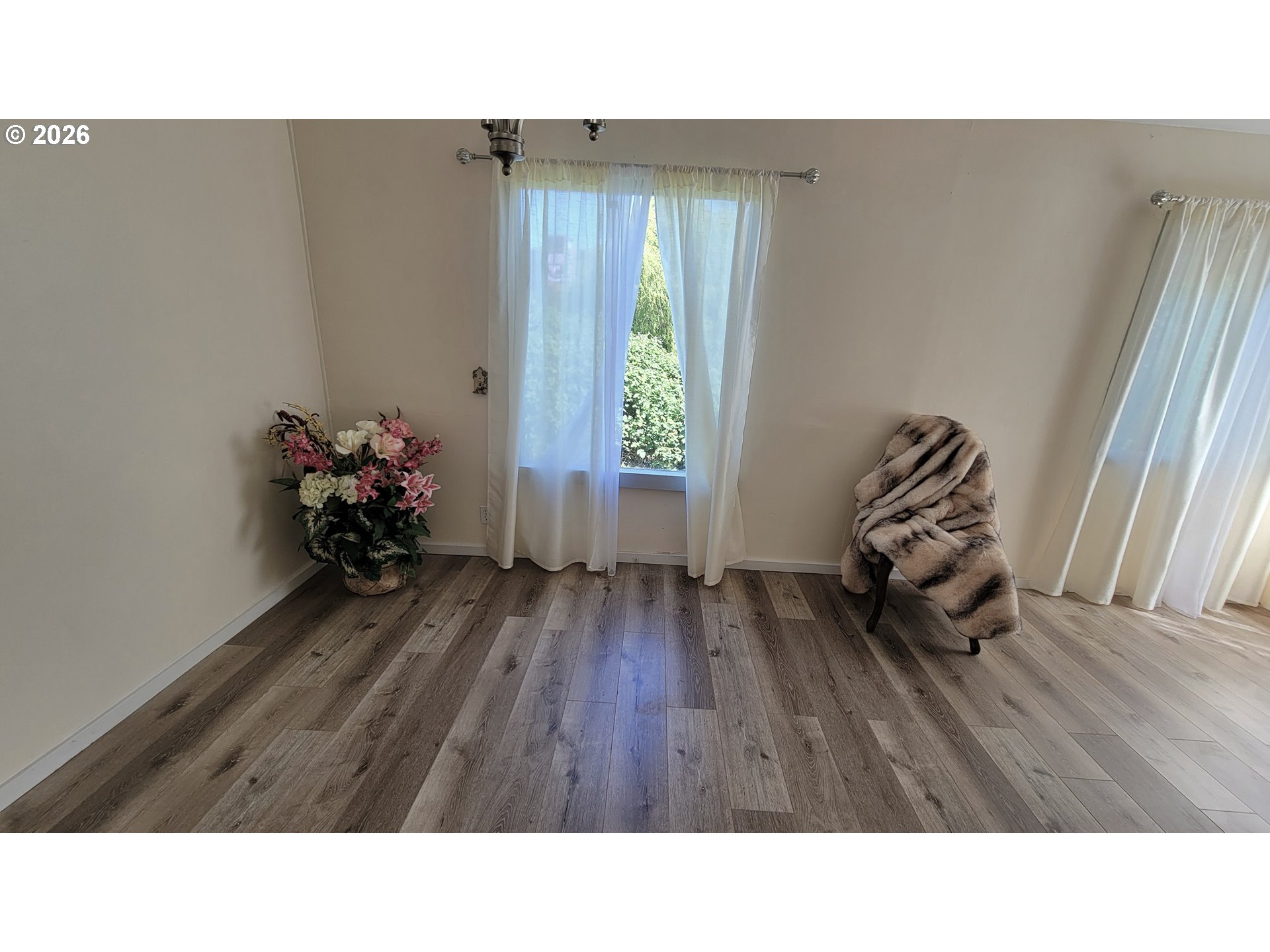 400 State St Property Photo 4
