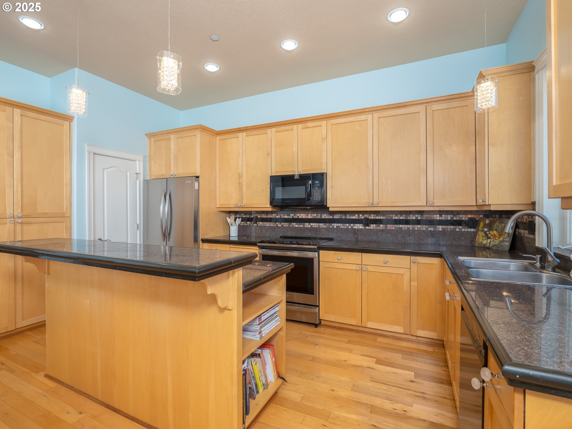 3866 Oak Meadows Loop Property Photo 18