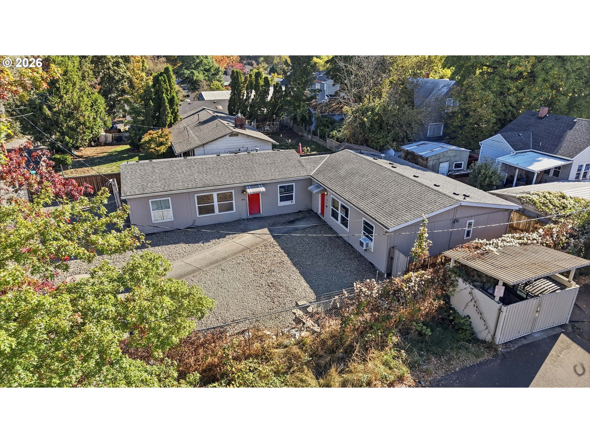 8240 Se Kelly St Property Photo 3