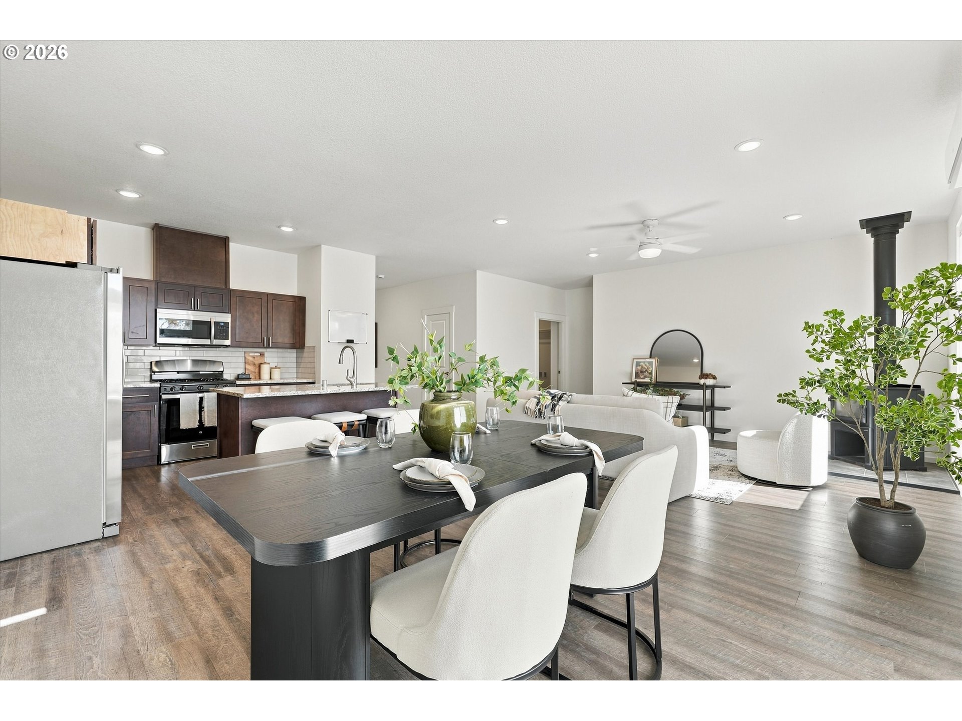 153 John St Property Photo 7