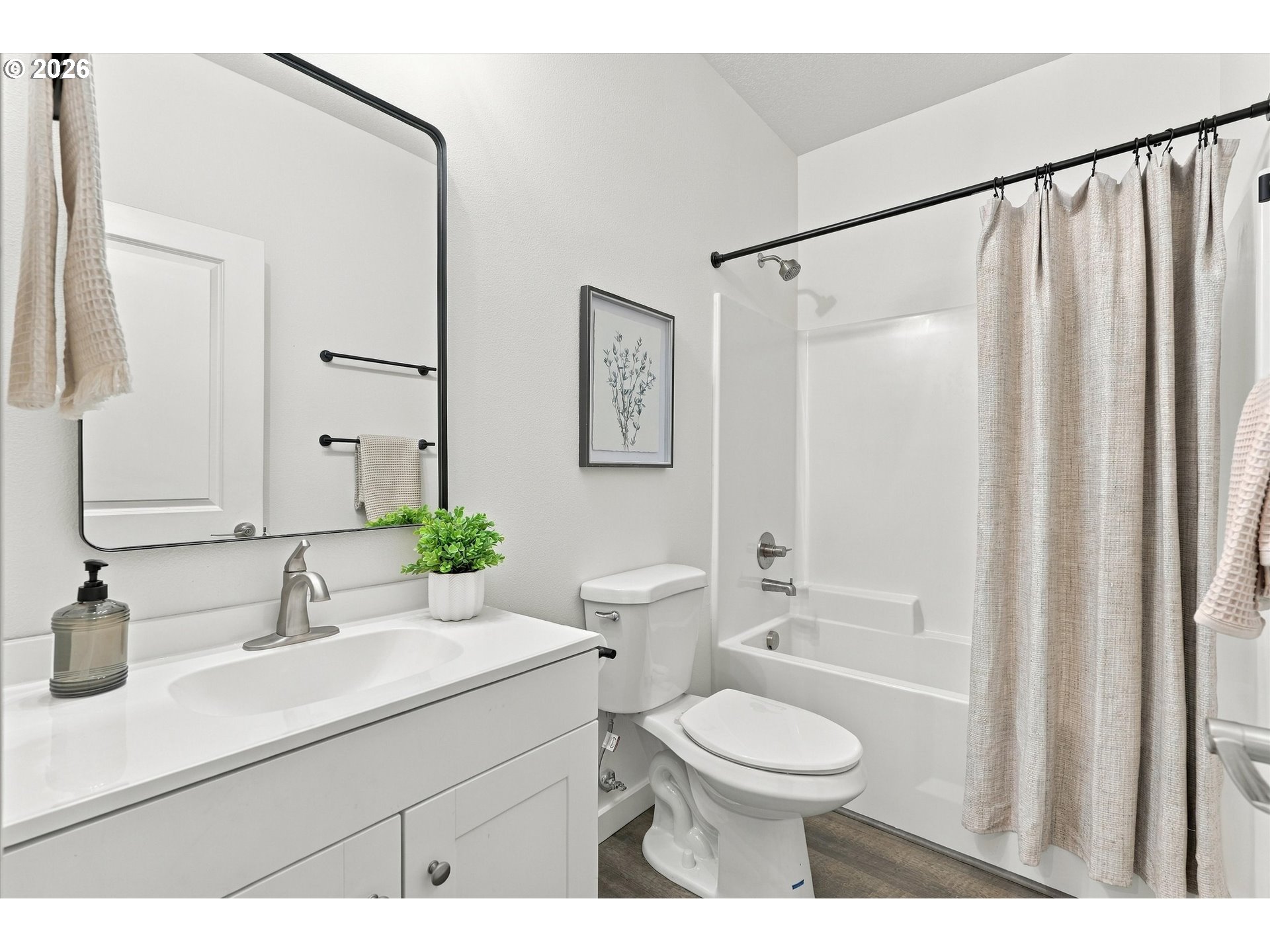 153 John St Property Photo 19