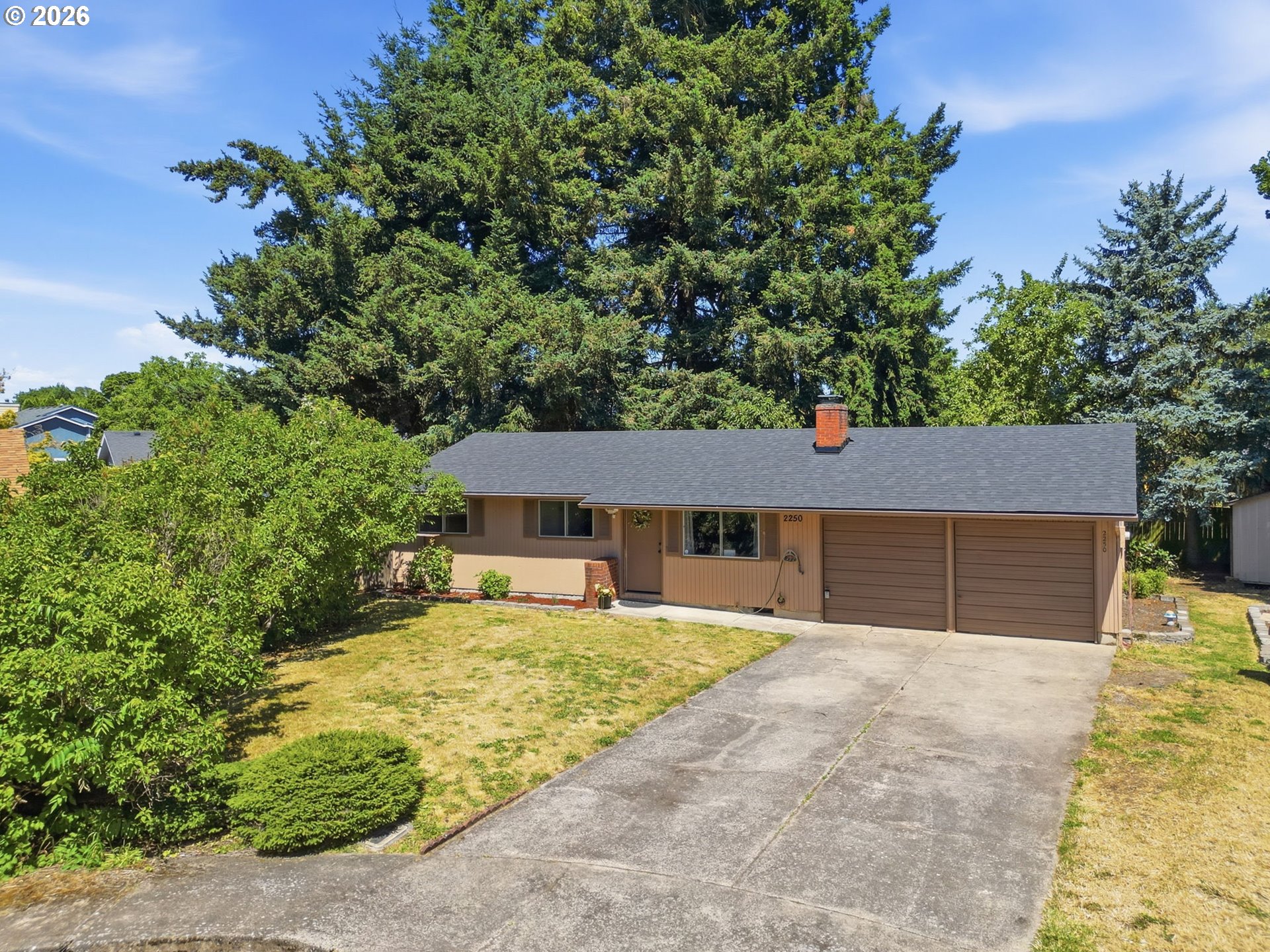 2250 W Irwin Way Property Photo 1