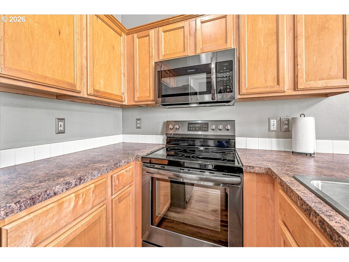 34910 Burt Rd Property Photo 18