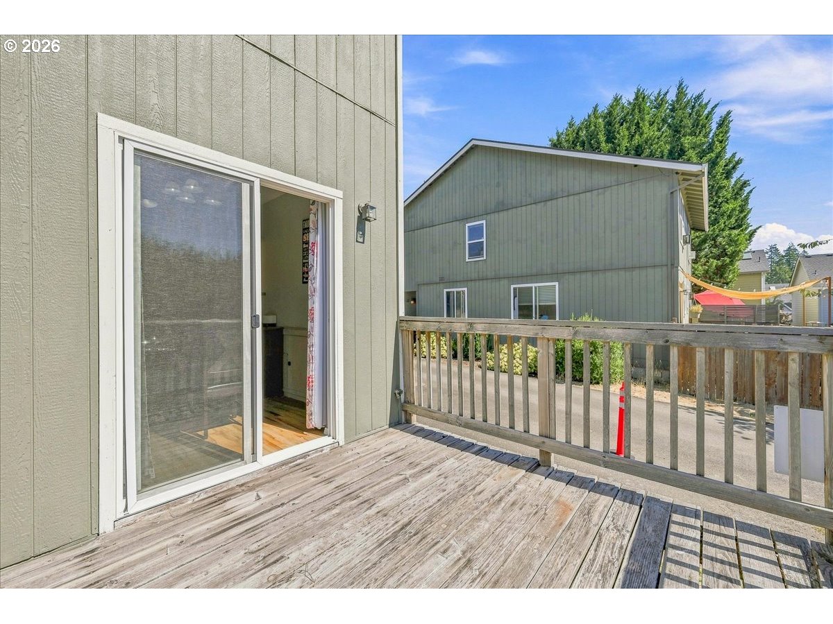 34910 Burt Rd Property Photo 19