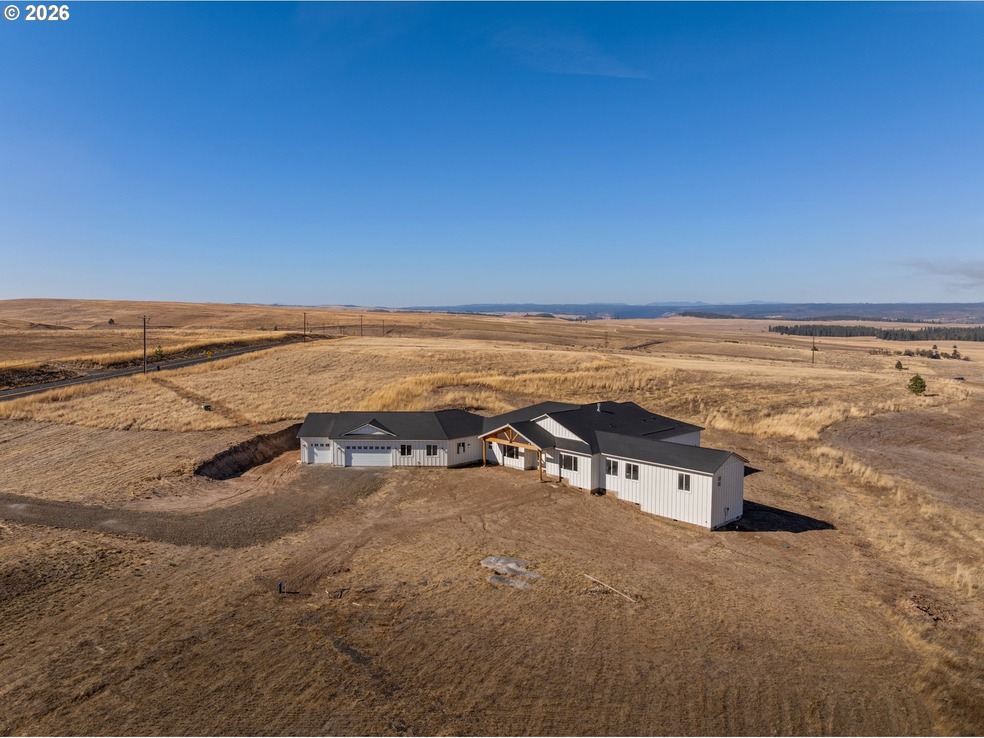 823 Horseshoe Bend Rd Property Photo 3