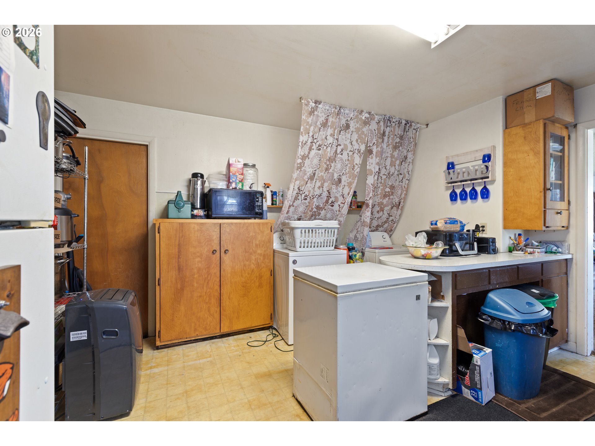 311 Se Grape Ave Property Photo 17