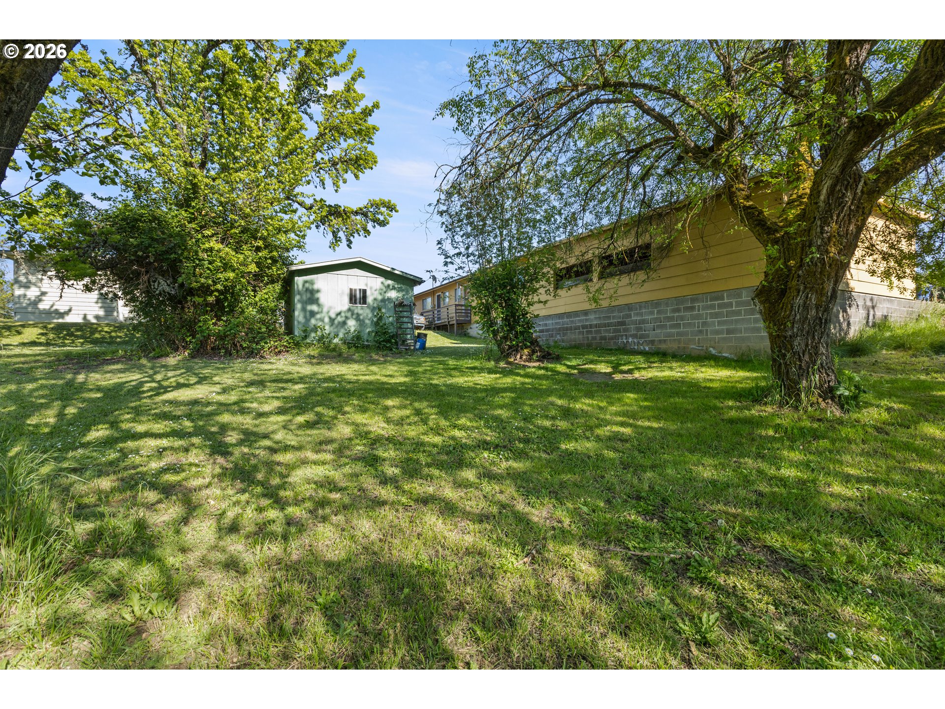 311 Se Grape Ave Property Photo 33