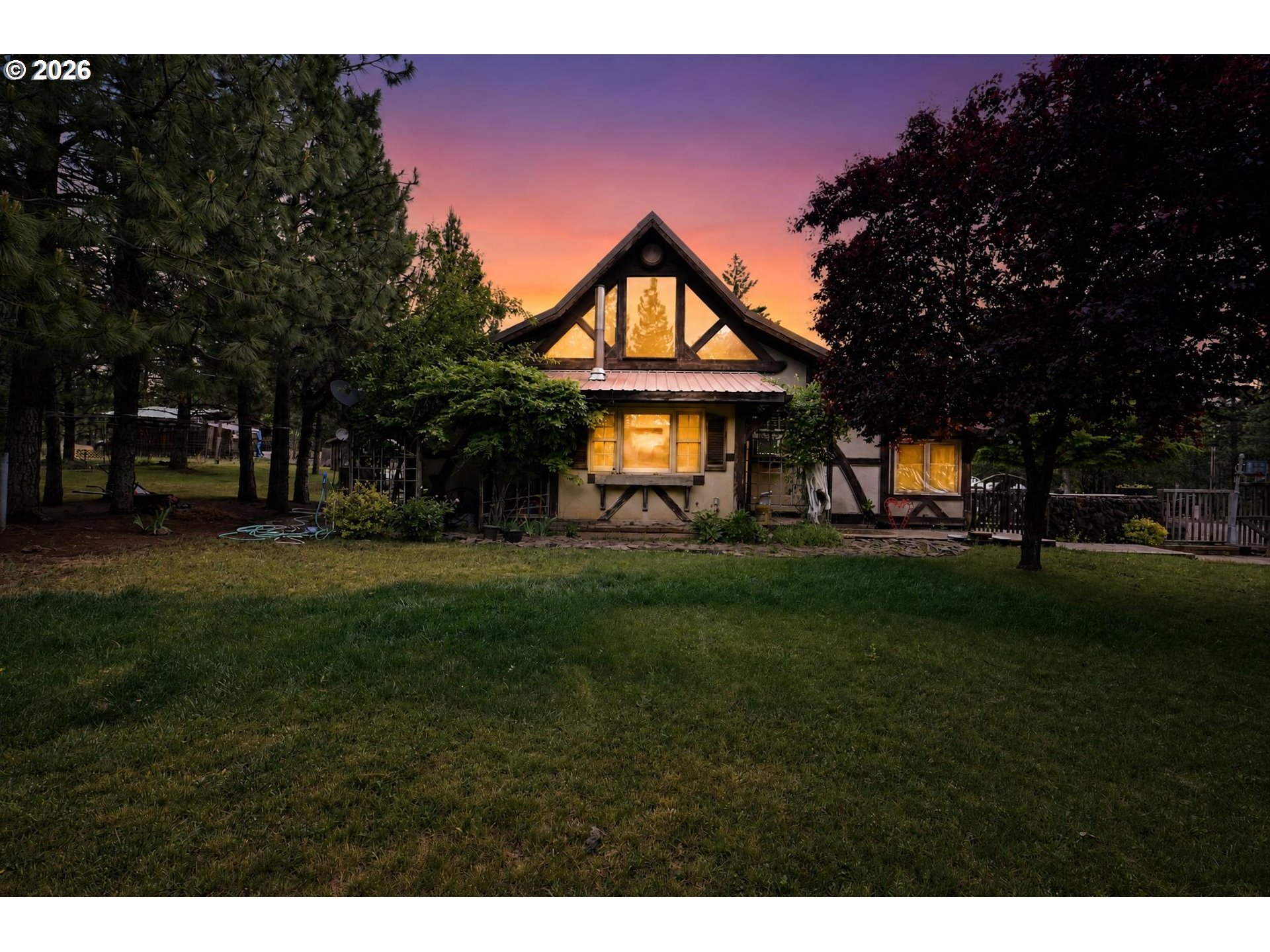 223 Goldenpine Property Photo 1