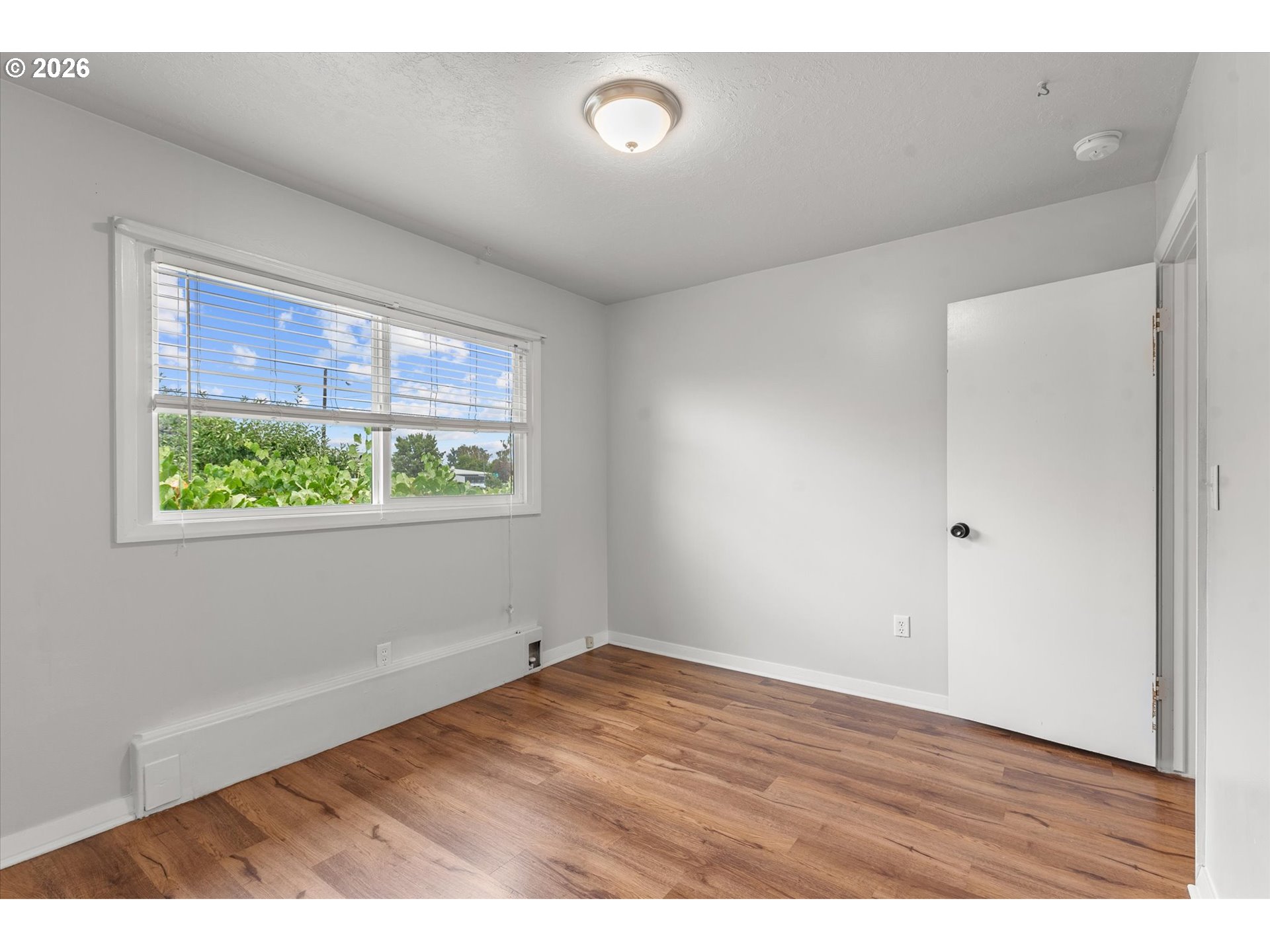 2945 6th St Property Photo 16
