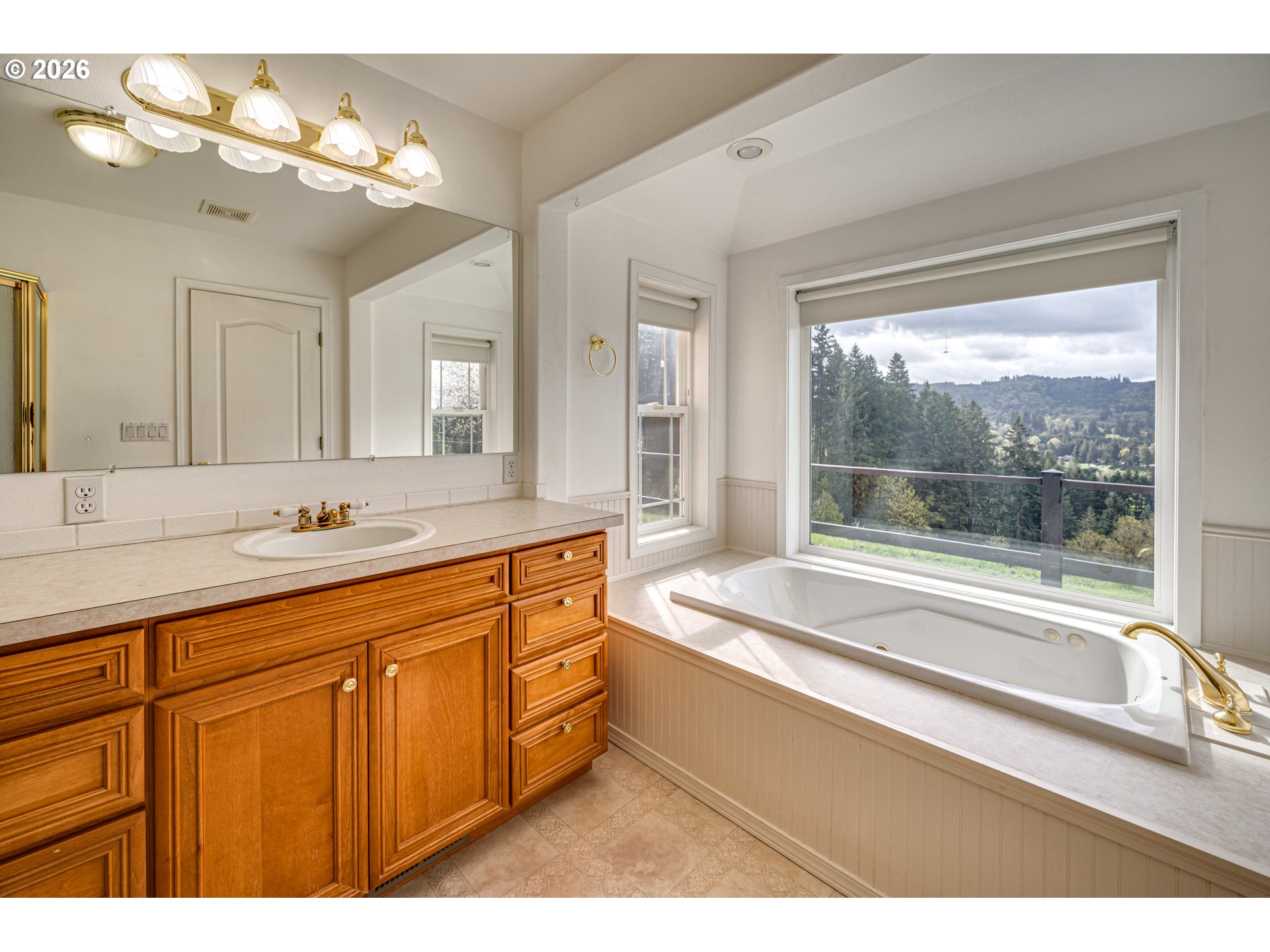 351 Butte Hill Rd Property Photo 15